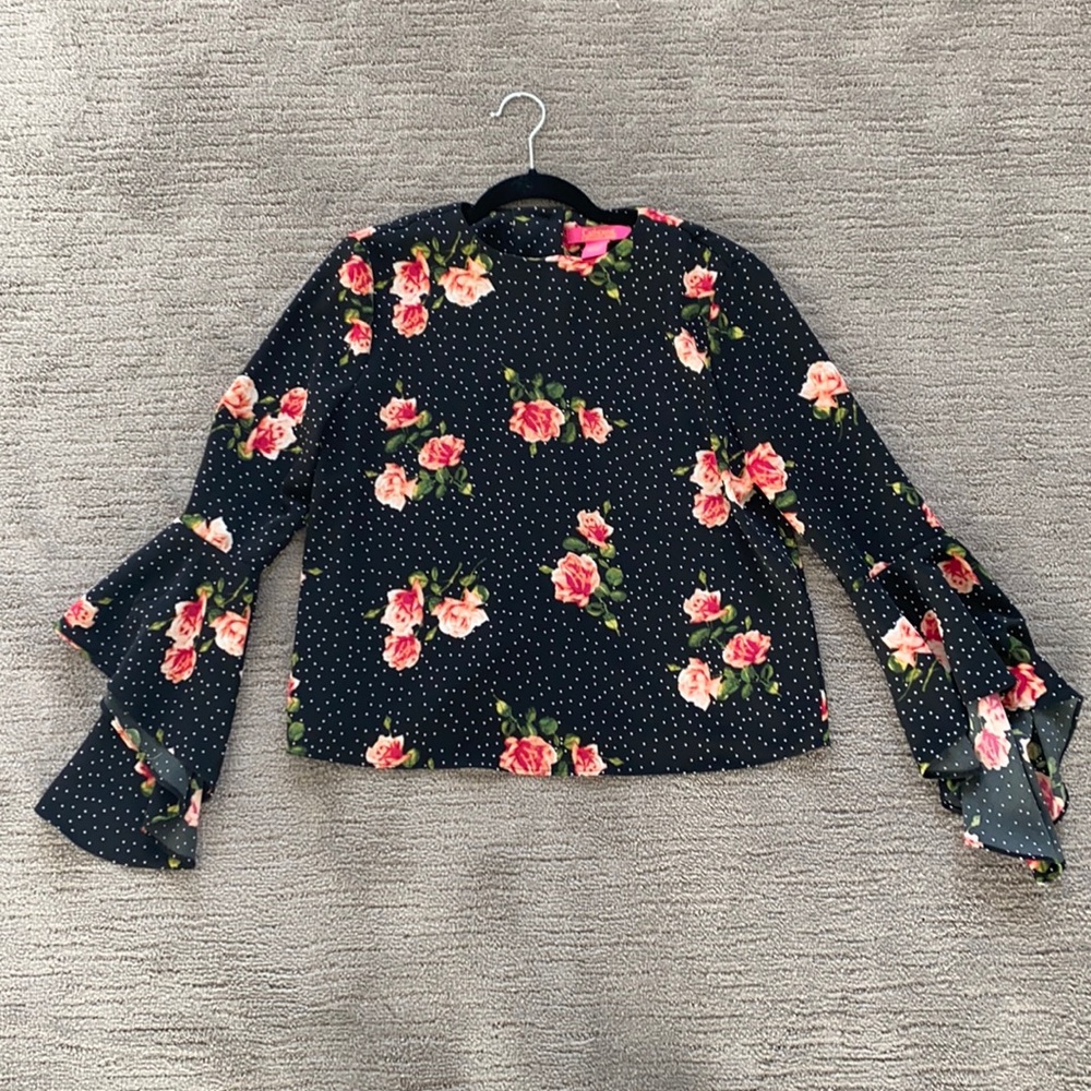 NEW Blouse Size Small